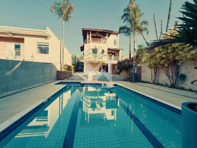 Casa com piscina para alugar, Bosque - Vinhedo/SP