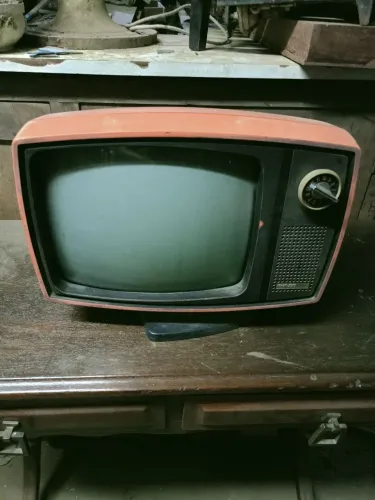 Televisão Philco antiga