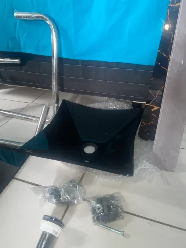 Gabinete completo pra banheiro 