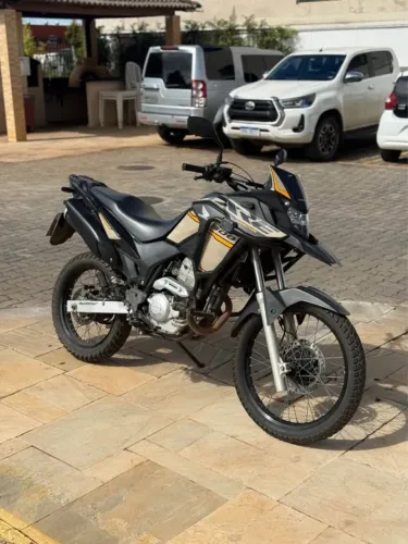 xre 300 2023