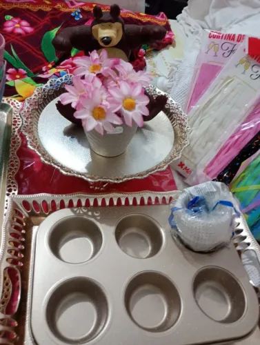 KIT FESTA DECORAÇÃO ANIVERSÁRIO MASHA E O URSO