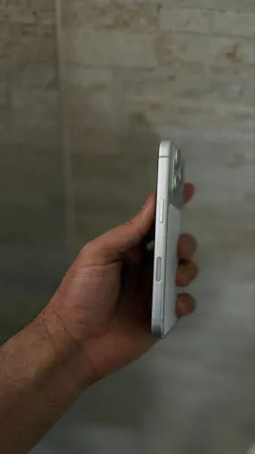 iPhone 17 Pro Silver 256GB - 5 ciclos - Bateria 100%