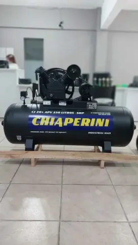 Compressor de ar 250L motor 5cv Weg 175 psi industrial Chiaperini - Loja/Nova