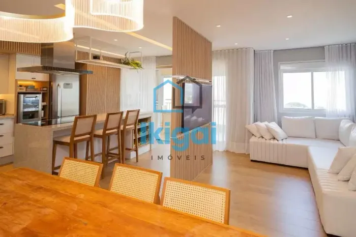 Amplo Apartamento com 2 Suítes, Vista Livre e Acabamento de Alto Padrão no Centro!!!!!!