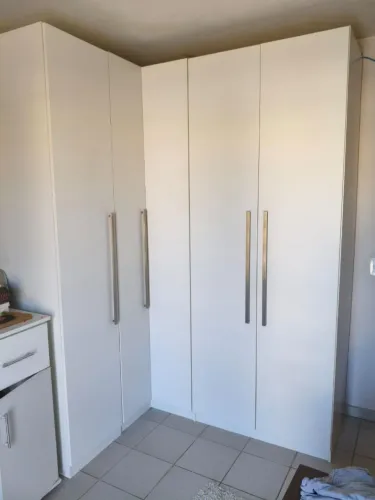 Guarda-roupas em L MDF - marceneiro