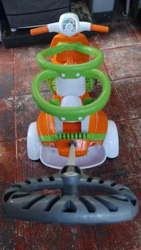 Carrinho de gêmeos