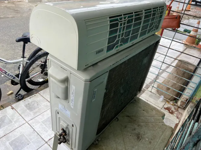 Ar-Condicionado 12.000 BTUs Comfee