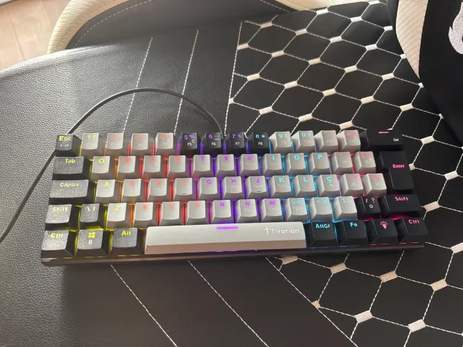 Teclado mecânico gamer titorion
