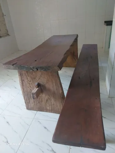 Mesa com banco madeira maciça