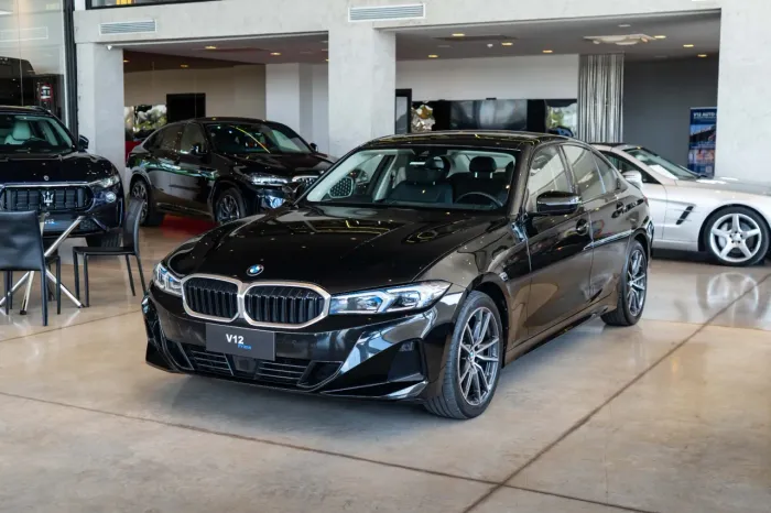 BMW 320I A 2.0 Turbo/activeflex 16V 184cv 4P 2024
