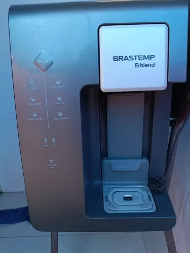 Purificador de água e máquina de bebidas B.blend Brastemp