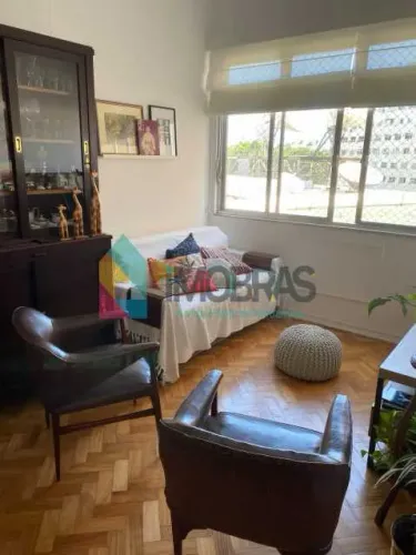 Apartamento : Padrão / Residencial / Jardim Botânico
