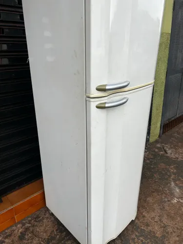 Geladeira Electrolux
