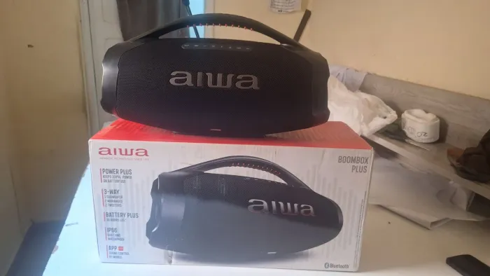 Caixa de som AIWA BOMBOX PLUS