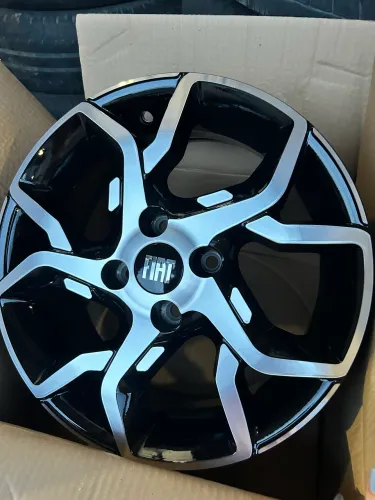 Jogo de rodas r14 Fiat