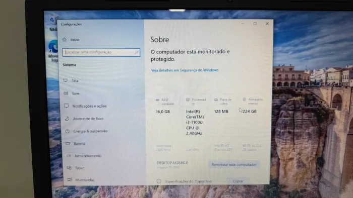 Notebook Dell Inspiron 15 - i3, 16GB RAM, SSD - Ótimo estado