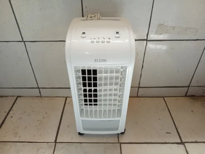Climatizador de Ar Portátil Elgin 51W