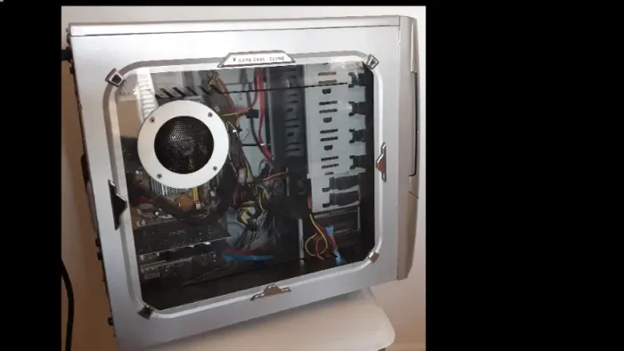 Gabinete X GAME CASE-CLONE PRATA/PRETO