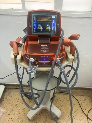 Esse é um aparelho profissional de radiofrequência para tratamentos