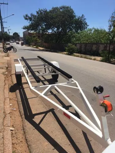 Carretinha para barcos de até 6 metros na Promoção !!