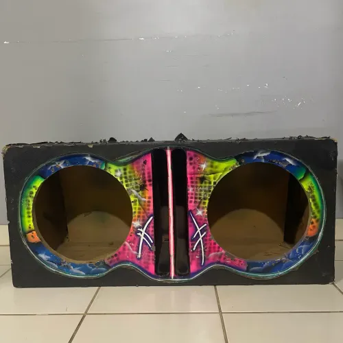 Caixa de grave duto régua 12 polegadas. Com pintura e acabamento para colocar led.