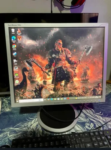 MONITOR