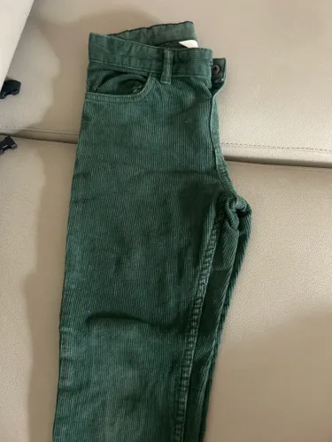 Calça veludo masculina tamanho 7/8 anos H&M