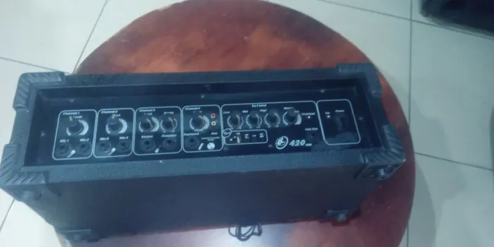 FORÇA DE SOM LL 420 com USB. $ 600.00