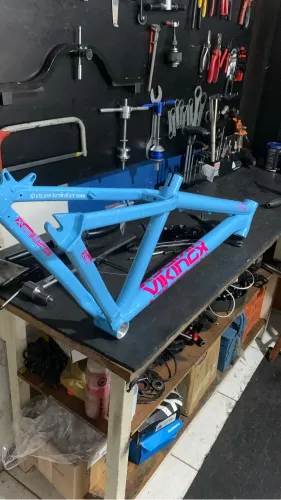 VENDO QUADRO VK