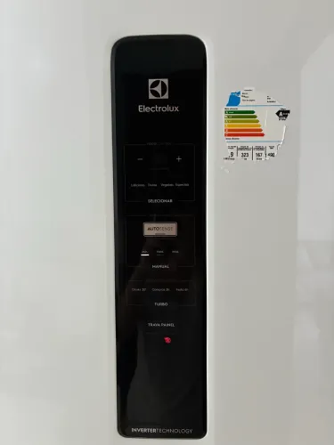 Vendo geladeira Electrolux 490L frost free seminova