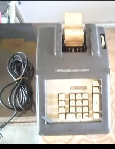 Máquina registradora, calculadora
