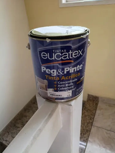 Galão de tinta Eucatex branco gelo