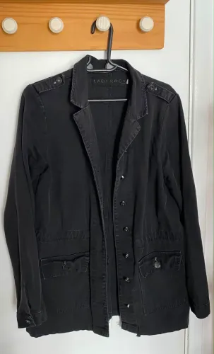 jaqueta parka preta lady rock tam M