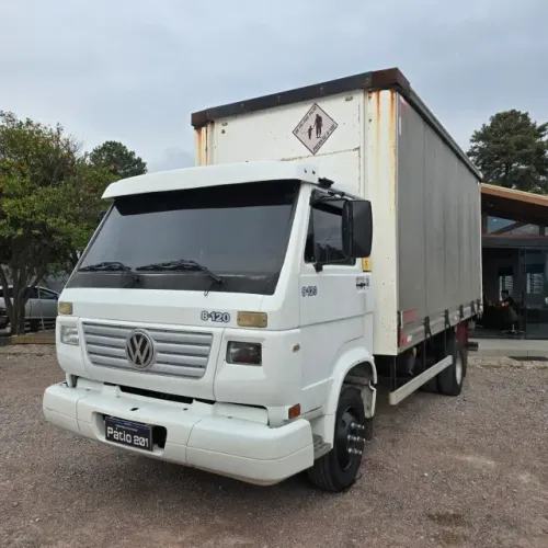 Caminhão VOLKSWAGEN VW 8120 Baú Sider ANO 2000
