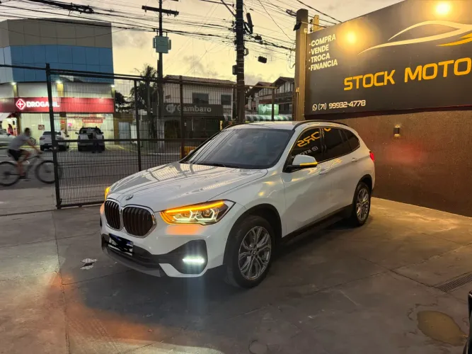 BMW X1 Sdrive 20I X-line 2.0 TB Active Flex 2021