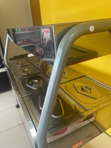 equipamento para self service com 8 cubas sendo 8 quentes e 4 frias