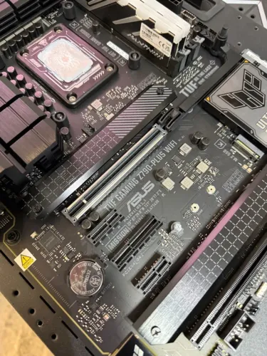 Kit upgrade i7 14700kf + asus Tuf Z790 + 32gb ddr5