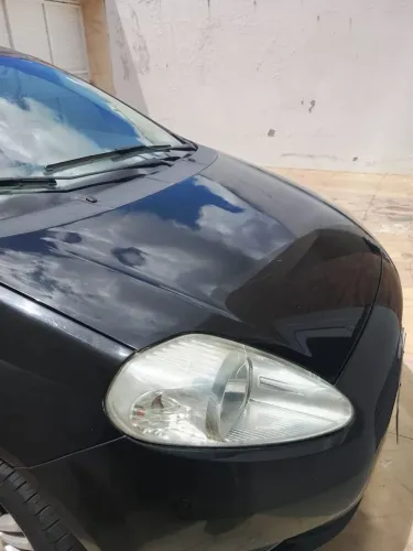 Fiat Punto Attractive 1.4 Fire Flex 8V 5P 2011
