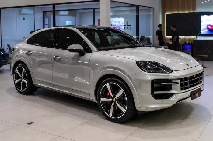 Porsche Cayenne S Coupe 2024