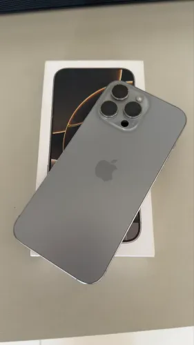 iPhone 16 pro Max Pego troca passo cartão