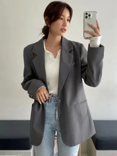 Blazer com forro e ombreiras NOVO
