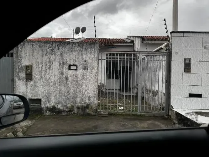 Excelente imóvel Casa no Aviario, Feira de Santana - BA, Nº 65, 2 quartos, 125m² | Venda