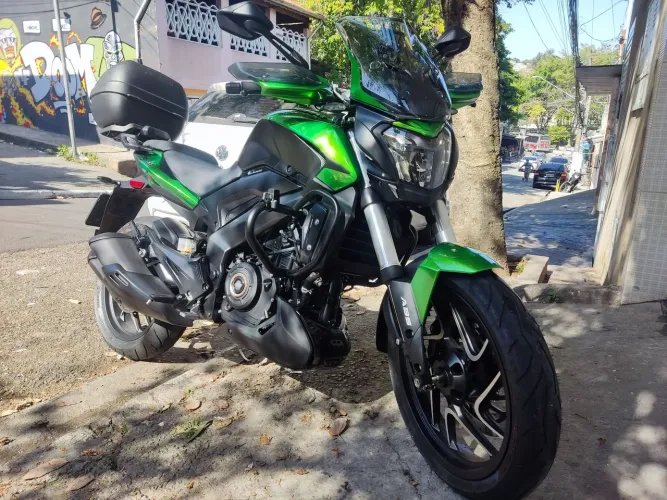 Bajaj Dominar 400 - Impecável, muito bem cuidada. 