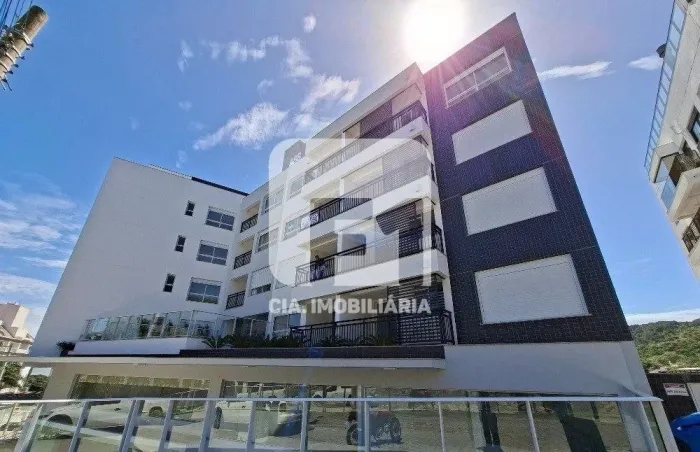 Apartamento de 2 dormitórios no João Paulo