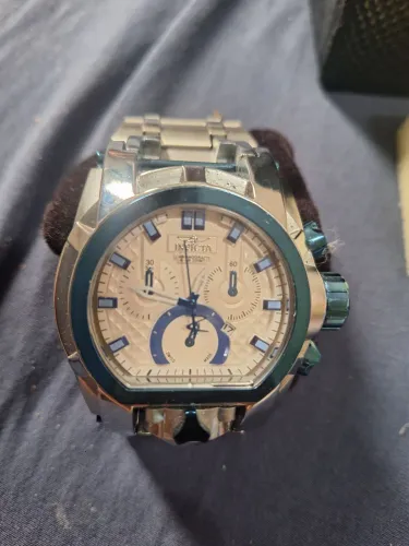 Invicta Bolt Zeus