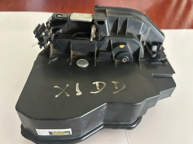 FECHADURA ELÉTRICA DIANTEIRA DIREITA BMW X1, X3,X5, 320i, 330i