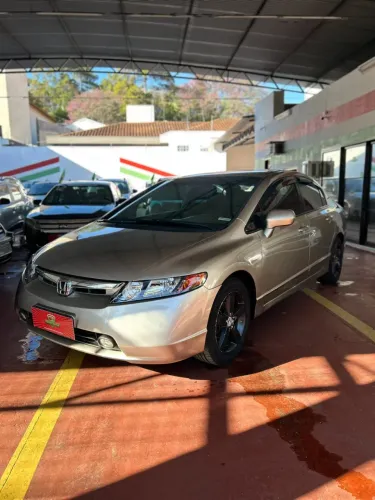 Honda Civic Sedan LXS 1.8/1.8 Flex 16V Mec. 4P 2008