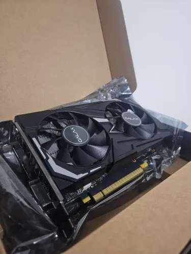 Placa de vídeo GTX 1650 4GB