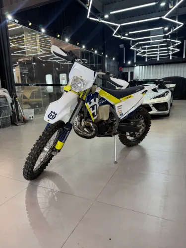 Husqvarna 300i TE
