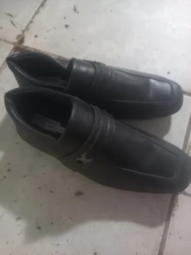Vende sapato social infantil